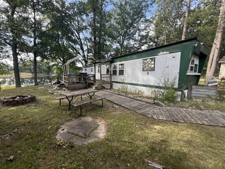 Property Photo: 5193 E Hightower Lake Road MI 49421