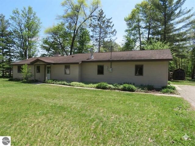 Property Photo:  7861 S Dyer Lake Drive  MI 49632 