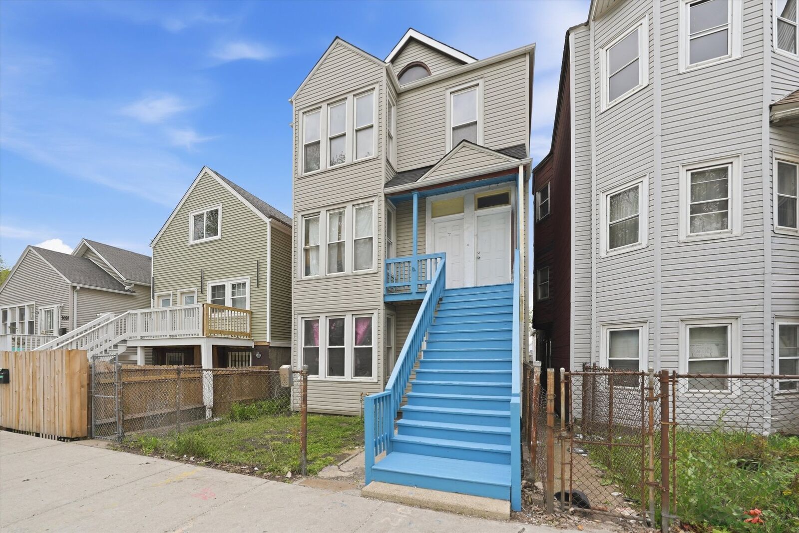 Property Photo:  9020 S Burley Avenue  IL 60617 