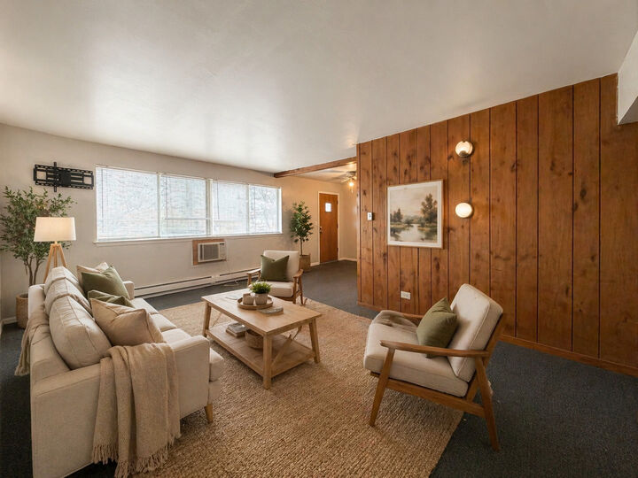 Property Photo:  2421 Washington Street 3E  IL 60085 