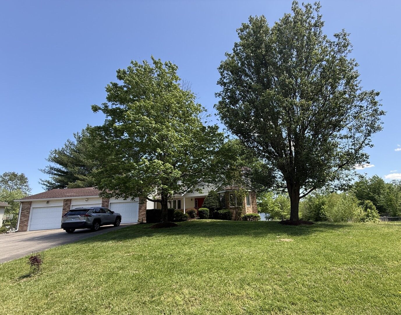 Property Photo:  136 Bonnie Brae Road  IL 62901 