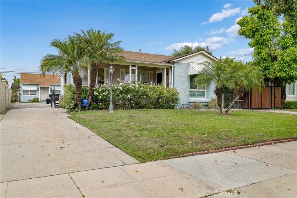 Property Photo: 423 Raymond Avenue CA 91201