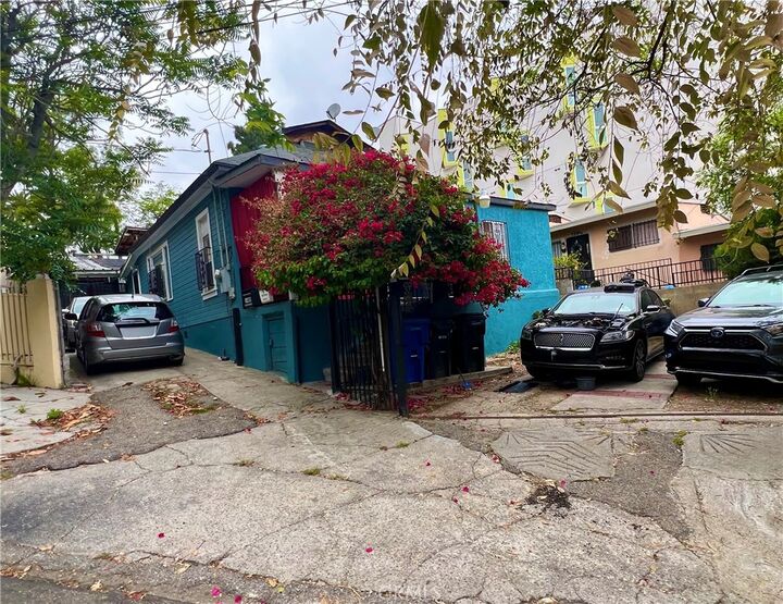 Property Photo:  1405 W 2nd  CA 90026 