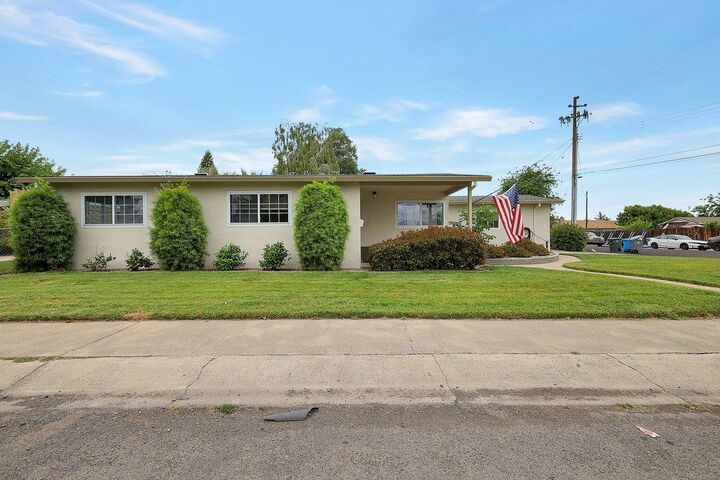 Property Photo: 303 Louis Lane CA 95932