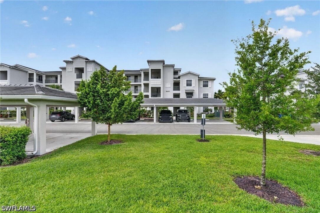 Property Photo:  5651 Double Eagle Circle 4337  FL 34142 