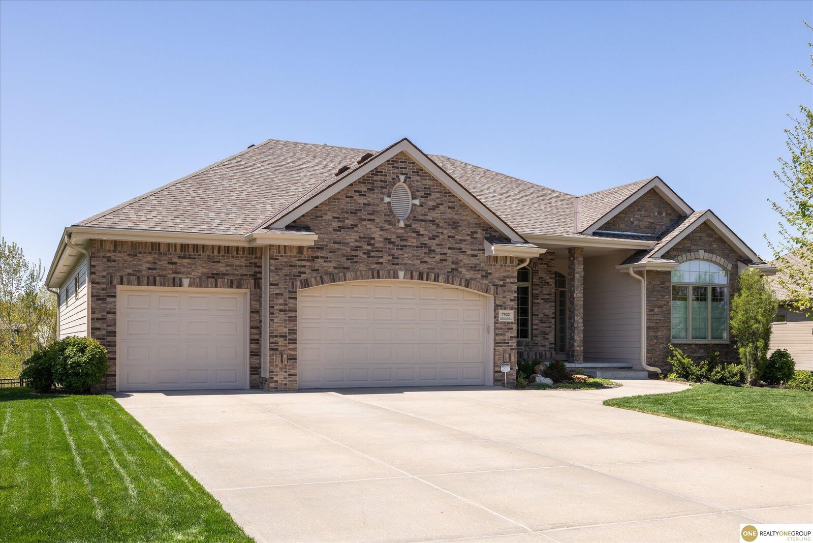 Property Photo:  7922 Shadow Lake Drive  NE 68046 