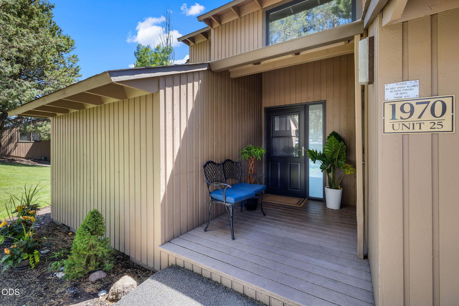 Property Photo:  1970 Redtail Hawk Drive  OR 97756 