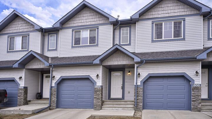 Property Photo:  620 Luxstone Landing SW 805  AB T4B 0B6 