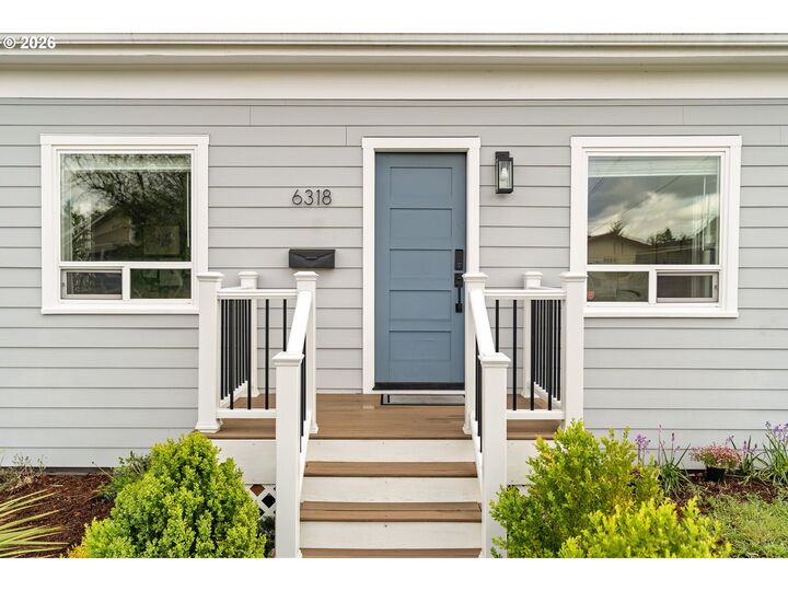 Property Photo:  6318 SE 88th Ave  OR 97266 