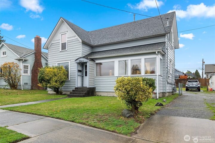 Property Photo:  5241 S M Street A-B  WA 98408 