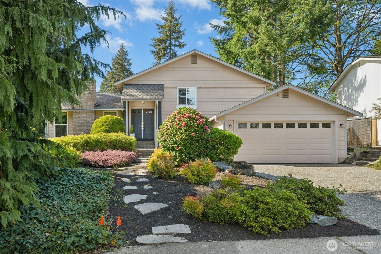 Property Photo:  8310 NE 122nd Place  WA 98034 