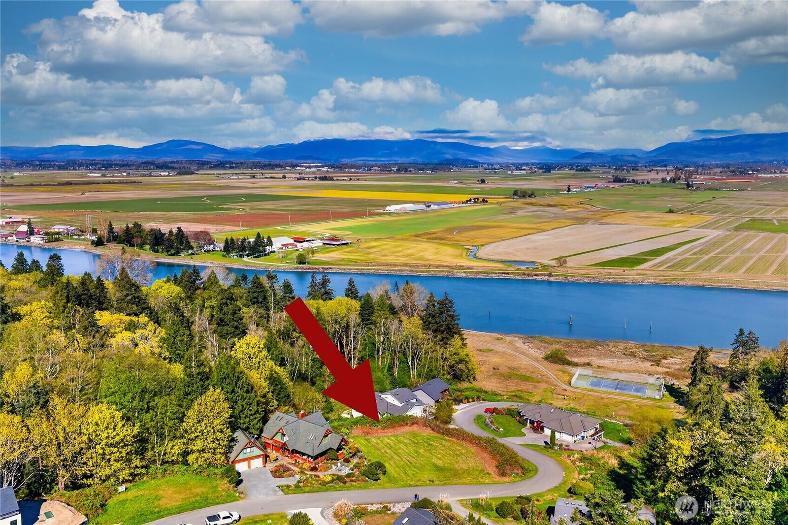 Property Photo:  8  Sahalie Road  WA 98257 