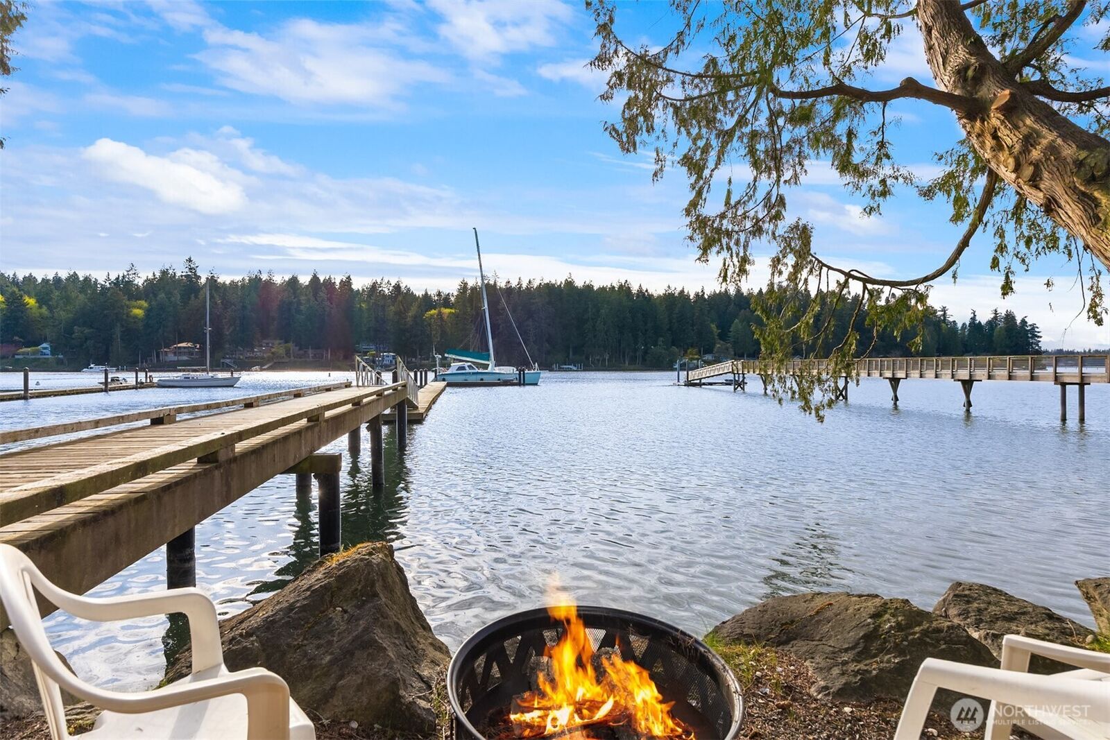 Property Photo:  6518 NE Monte Vista Drive  WA 98110 
