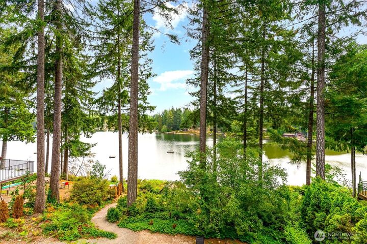 Property Photo:  2181 E Trails End Drive  WA 98528 