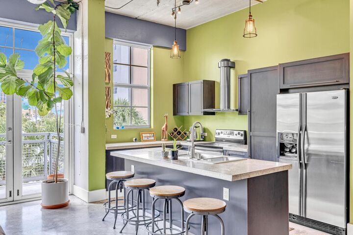 Property Photo:  425 N Andrews Avenue 303  FL 33301 