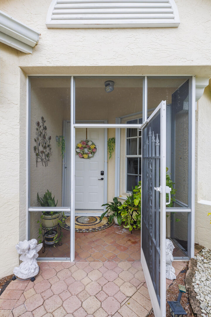 Property Photo:  713 SW Saint Croix Cove  FL 34986 