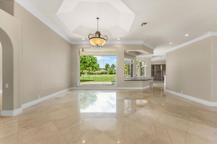 Property Photo:  2579 Mayfair Lane  FL 33327 