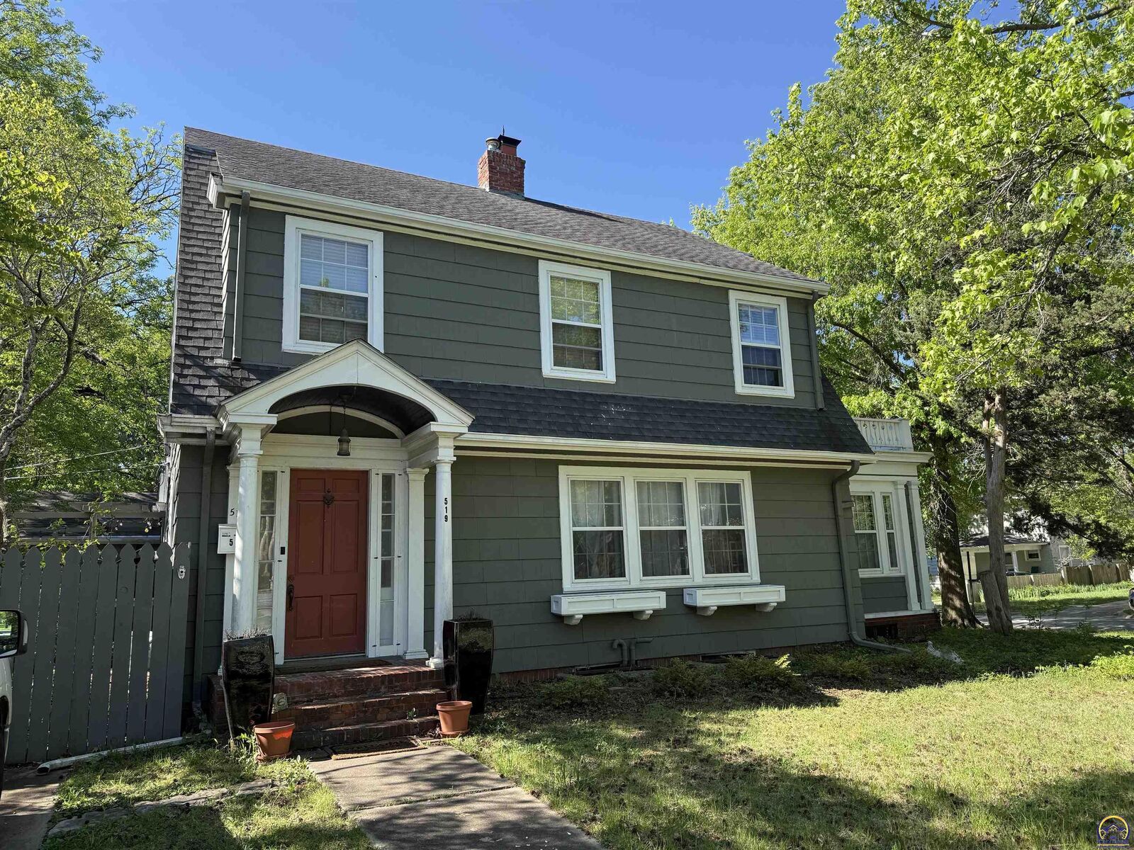 Property Photo:  519 W 12th St  KS 66801 