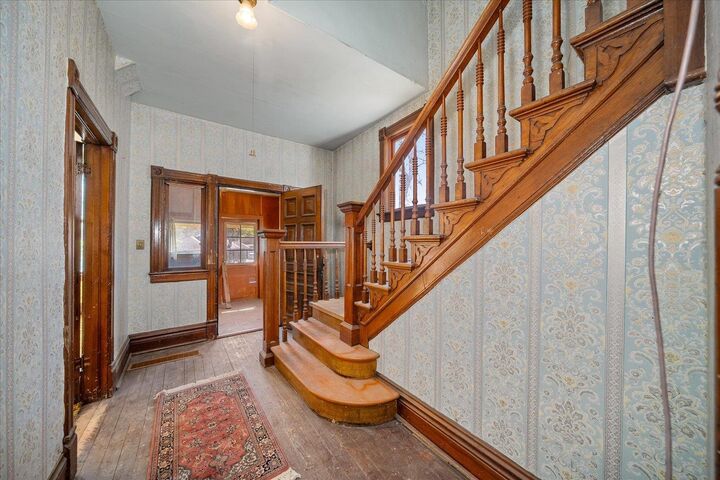 Property Photo:  1307 E Newark Ave  WA 99202 