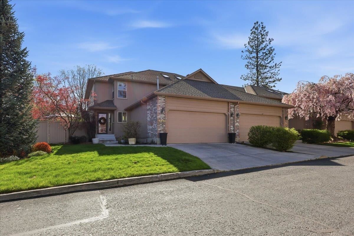 Property Photo: 3001 S Winthrop Ln WA 99206