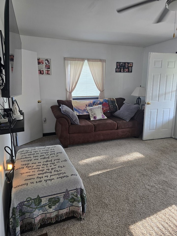 Property Photo:  320 Illinois Ave.  OH 45692 