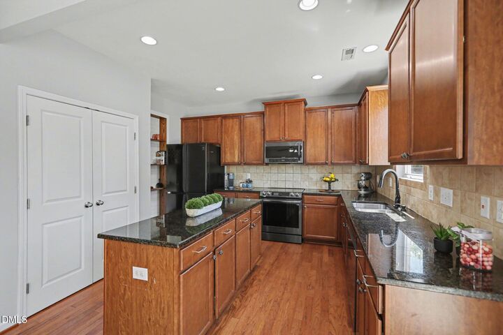 Property Photo:  307 Red Mountain Lane  NC 27545 