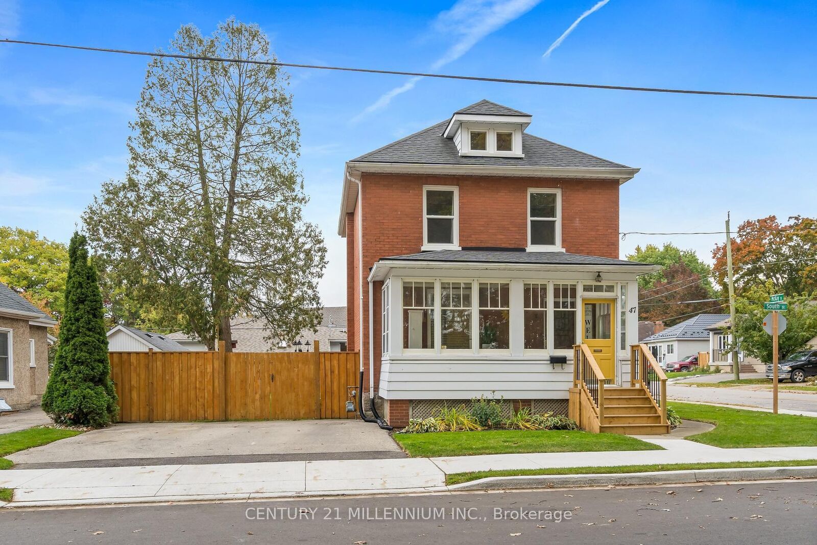 Property Photo:  47 South Street  ON N1R 2N7 