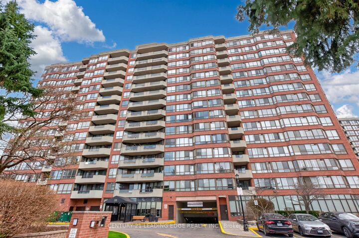 Photo de la propriété:  33 Weldrick Road E 1011  ON L4C 8W4 