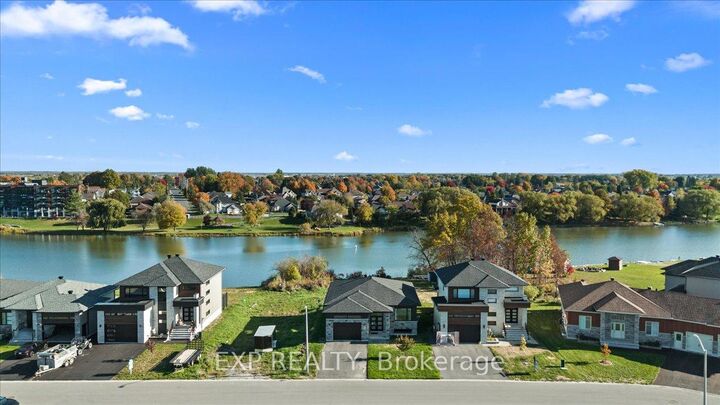 Property Photo: 508 Barrage Street ON K0A 1M0
