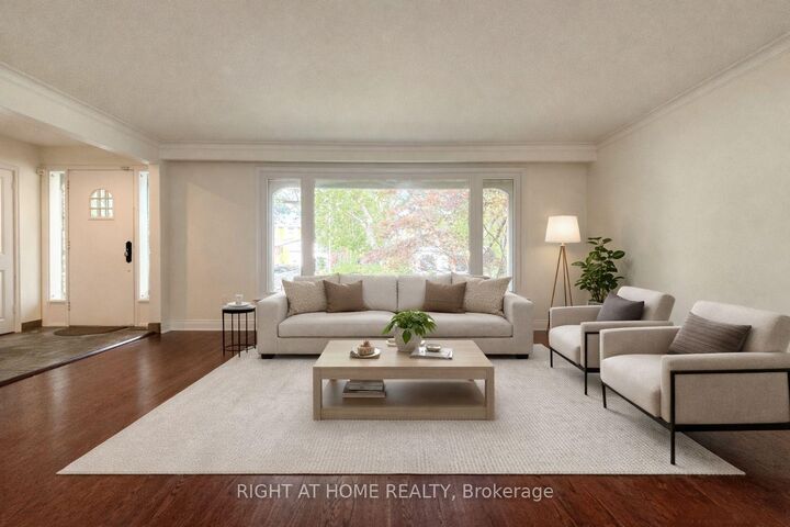 Property Photo:  15 Foursome Crescent  ON M2P 1W1 