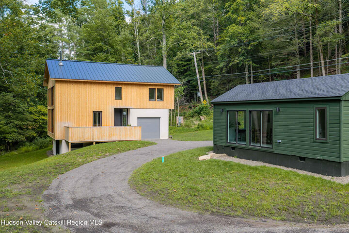 Property Photo: 332 Mohonk NY 12440