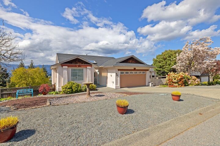 6246 Lower Chippewa Rd — photo 1