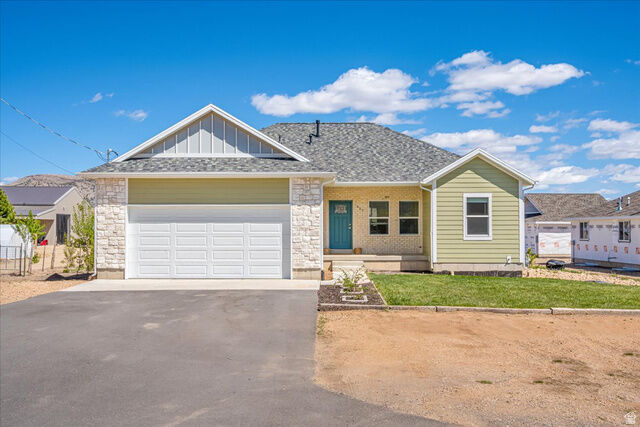 Property Photo:  607 S 250 W  UT 84632 