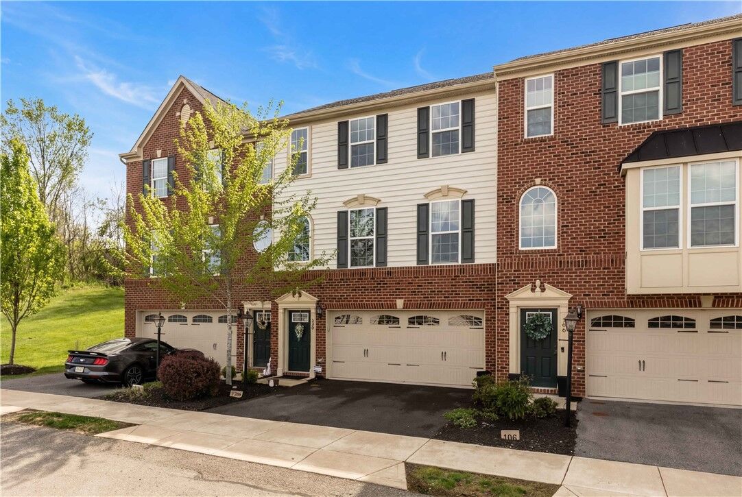 Property Photo:  108 Noble Woods Dr  PA 15108 