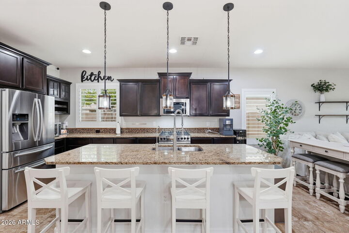 Property Photo:  3066 E Santa Fe Lane  AZ 85297 