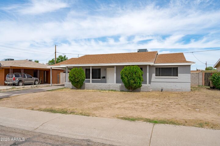 Property Photo: 3438 W Sierra Street AZ 85029