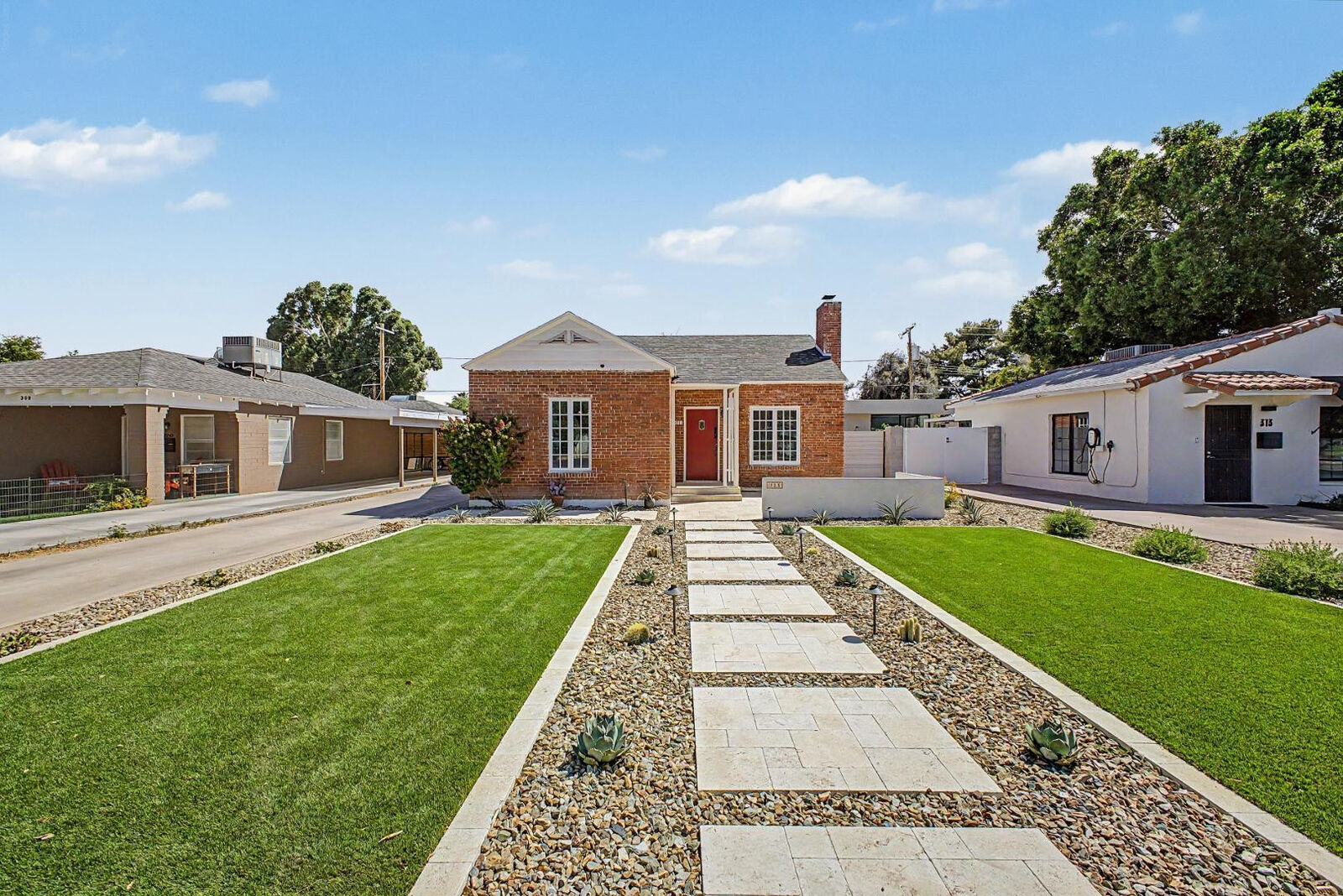 Property Photo:  311 W Campbell Avenue  AZ 85013 