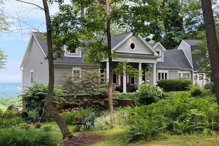 Property Photo:  9 Perry Lane  NY 14850 