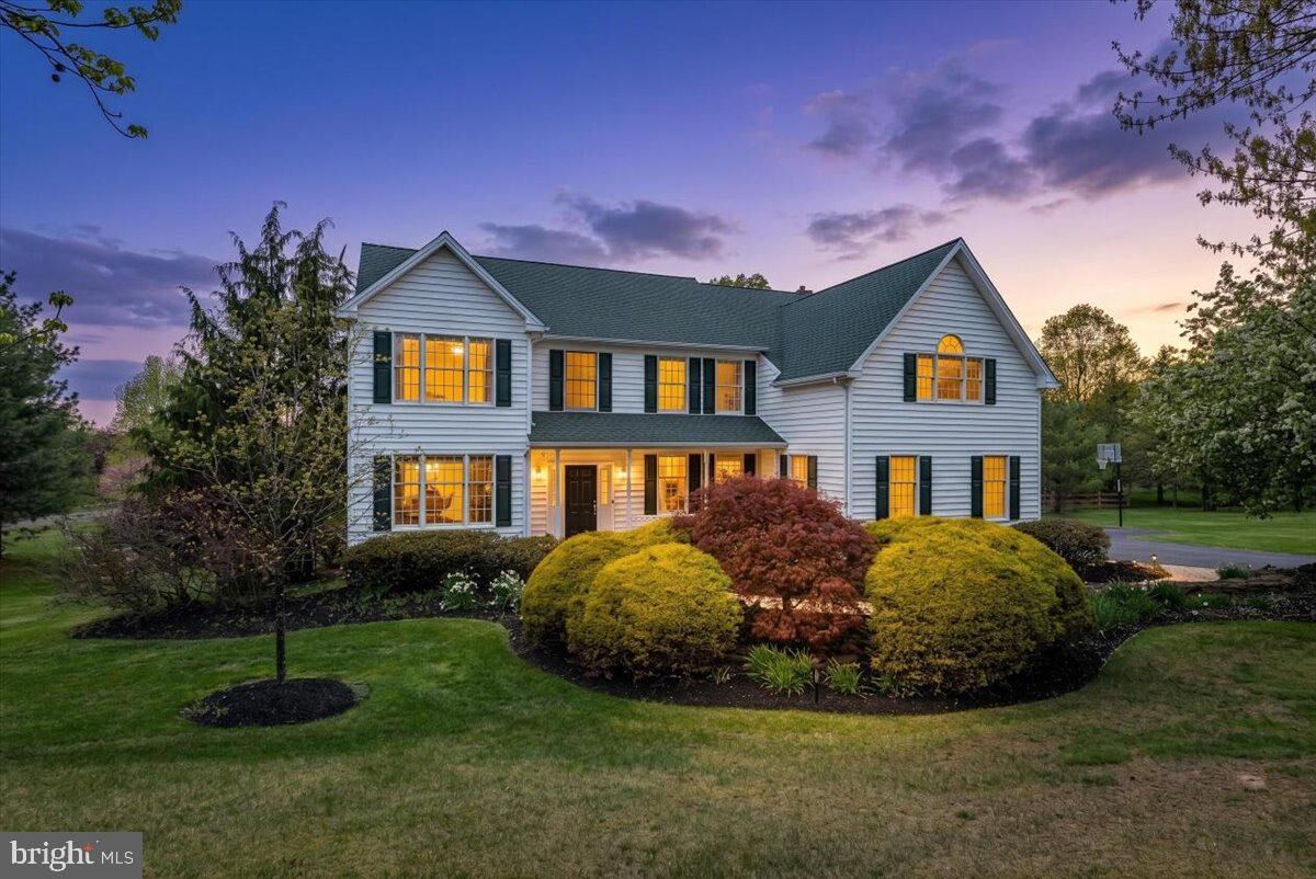 Property Photo: 4880 Hunt Field Drive PA 18902