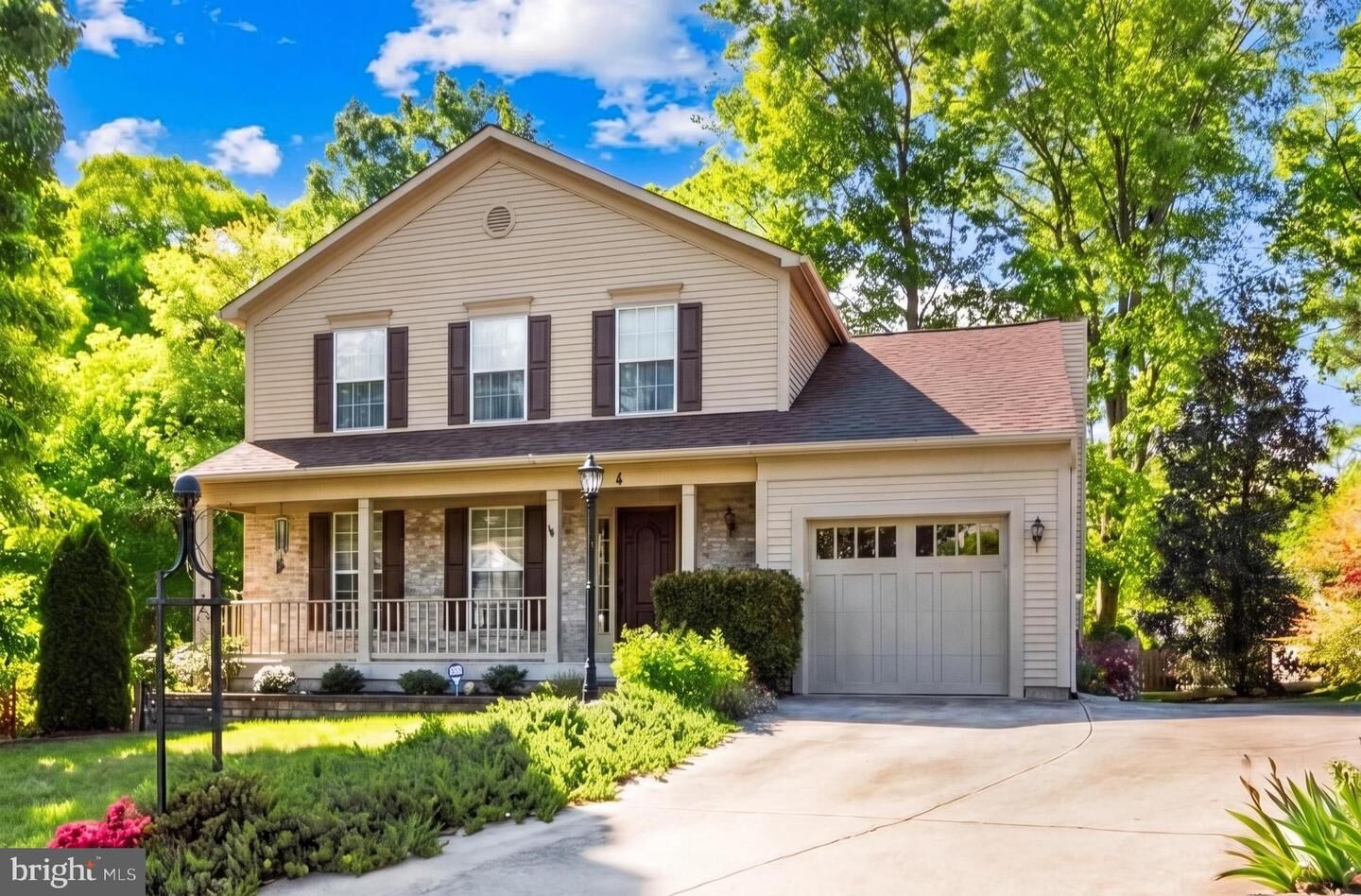 Property Photo: 5 Lawhorn Road VA 22554