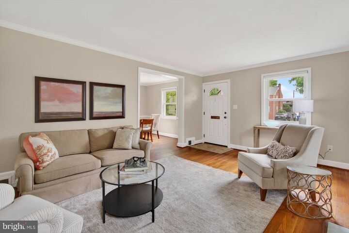 Property Photo:  2101 N Kenilworth Street  VA 22205 