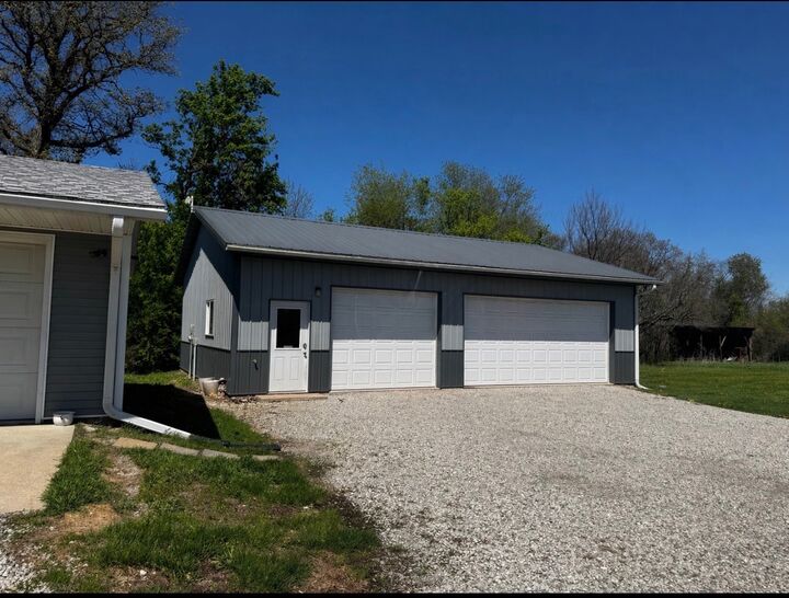 Property Photo:  7850 20th Avenue  IA 52209 