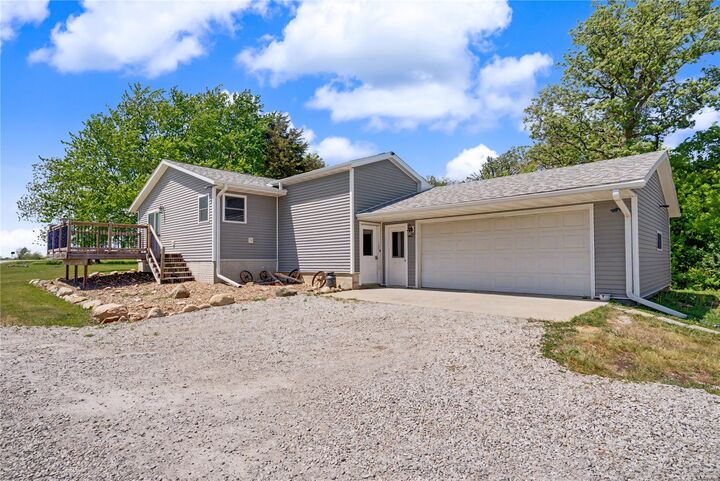 Property Photo:  7850 20th Avenue  IA 52209 