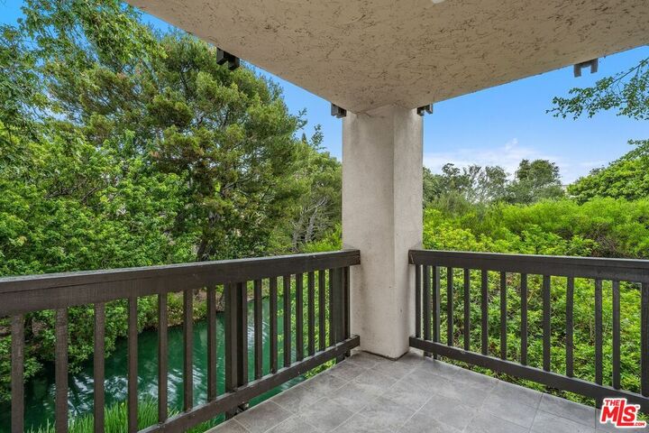 Property Photo:  1211 Raintree Cir  CA 90230 