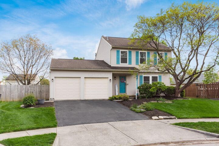 Property Photo:  1000 Bright Star Court  OH 43228 