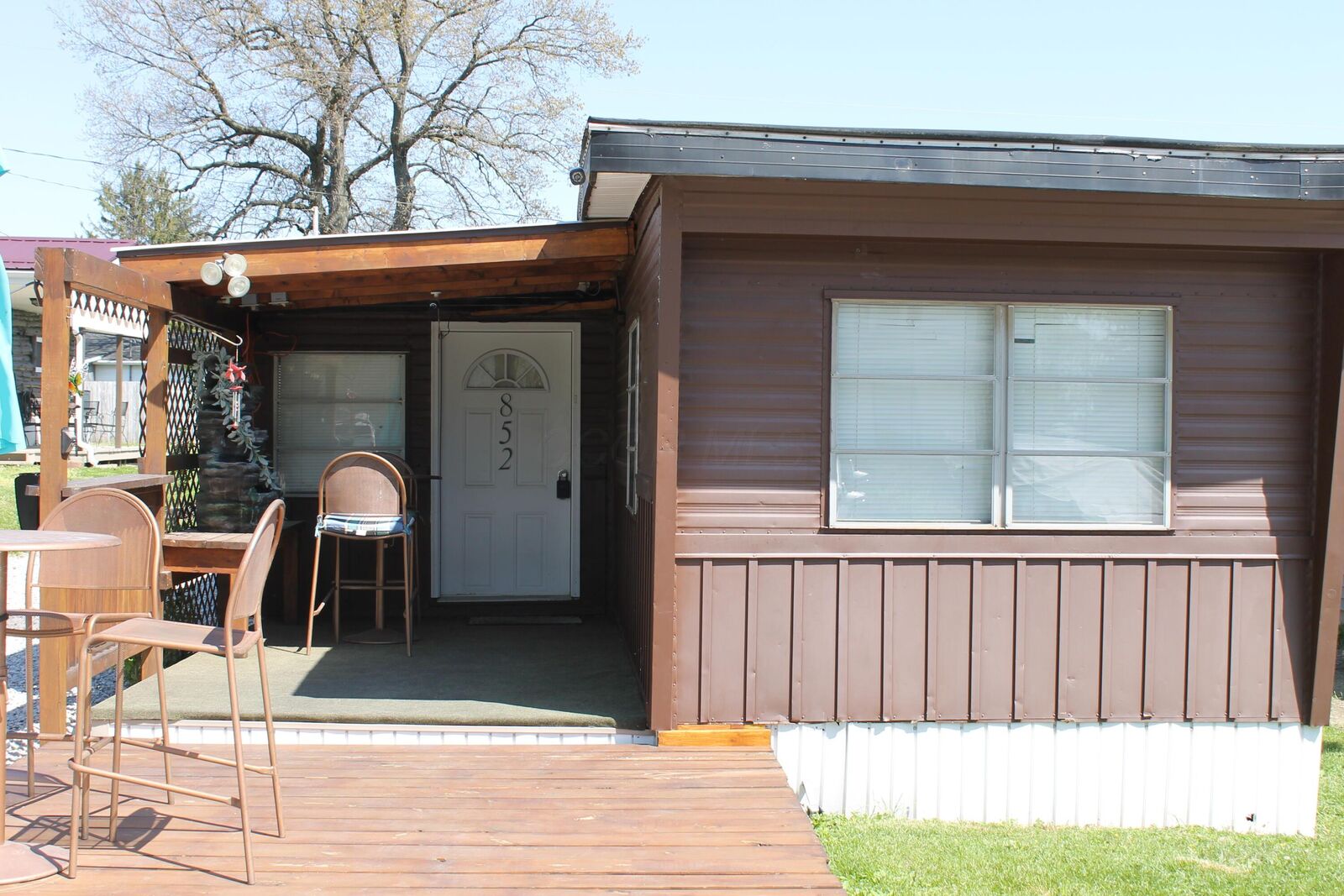 Property Photo:  852 Idlewilde Avenue  OH 43055 