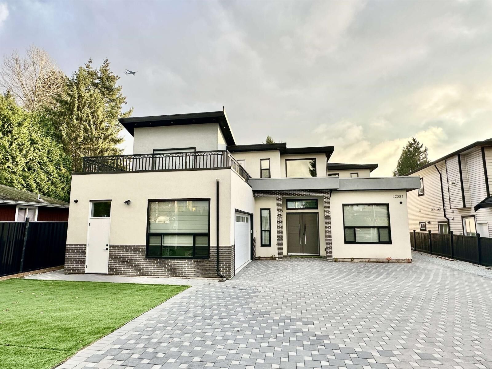 Property Photo:  12352 96 Avenue  BC V3V 1W7 