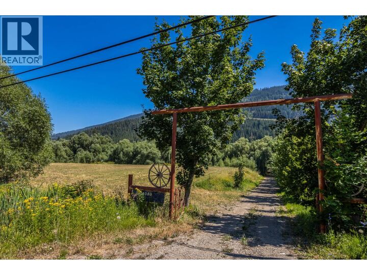 Property Photo:  4080 50 Street Northeast  BC V1E 1Y5 