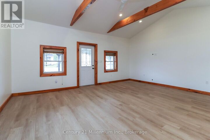 Property Photo:  246 Superior Street  ON L0M 1S0 