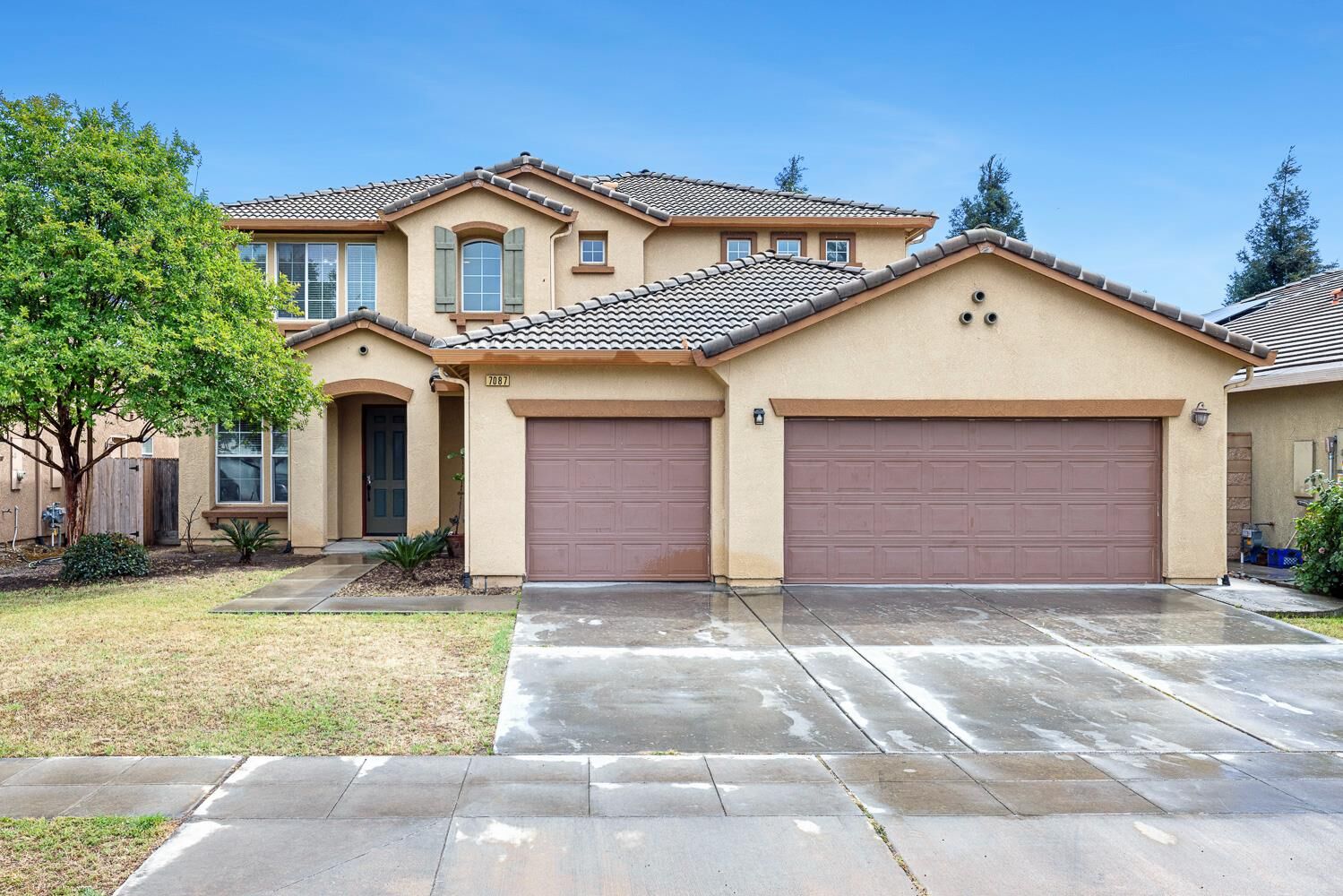 Property Photo: 7087 E Fedora Avenue E CA 93737